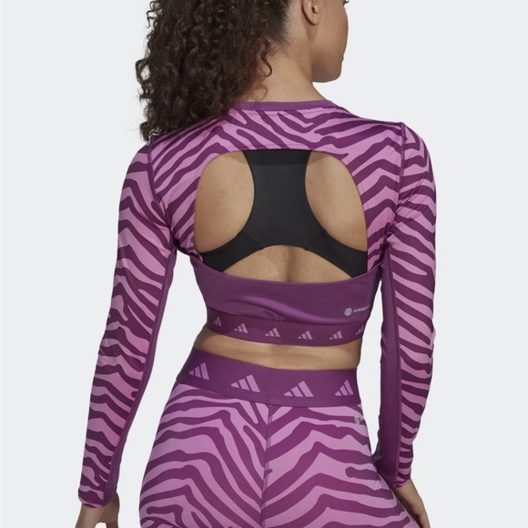 Adidas sport crop top - Picture 2 of 3